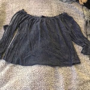 american eagle off the shoulder